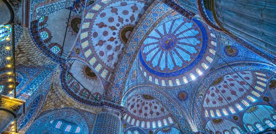 Sultan Ahmed Mosque (Blue Mosque) in Istanbul, Turkey