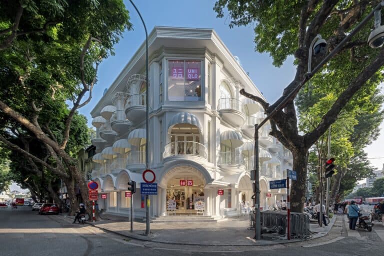 Uniqlo Flagship Store Hanoi