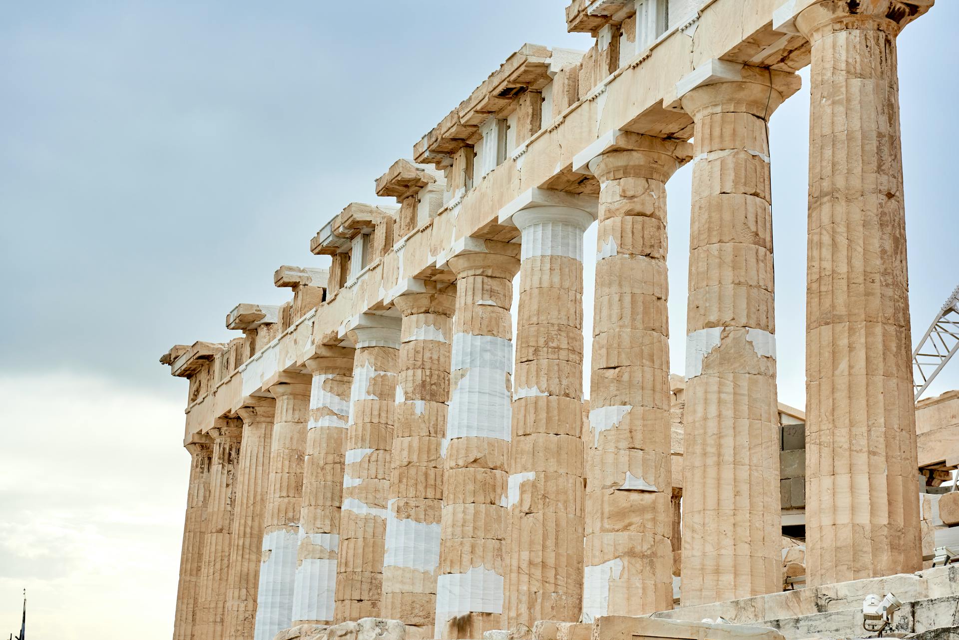 Athens and the Language of Columns: What Classical Greek Architecture Still Teaches Us