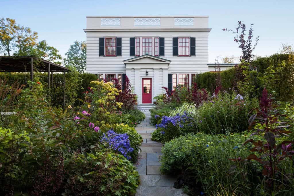 House in Millbrook by Peter Pennoyer Architects in New York, United States