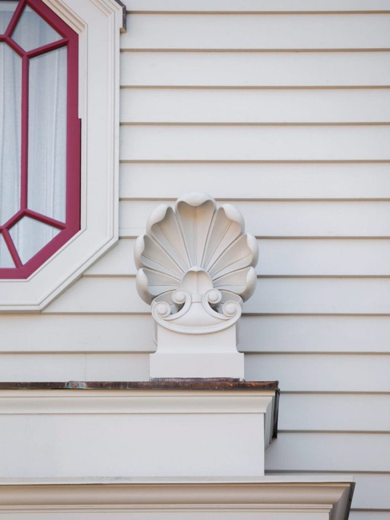 House in Millbrook by Peter Pennoyer Architects in New York, United States