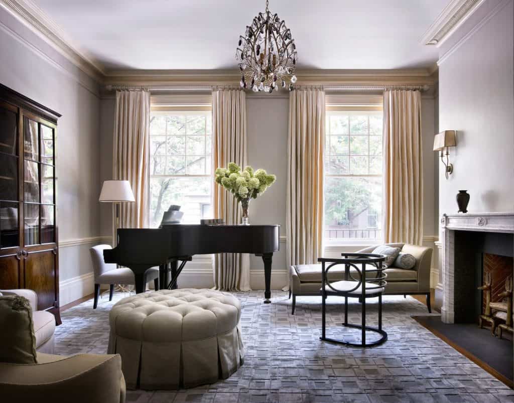 Carnegie Hill Brownstone by Peter Pennoyer Architects in New York, United States