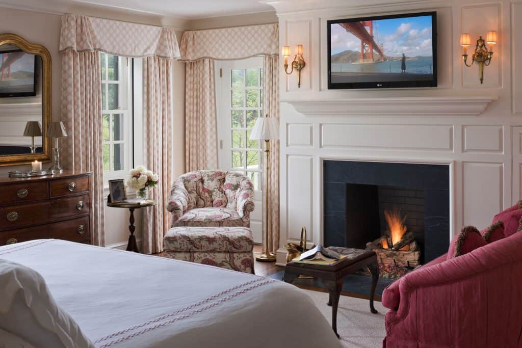 Ardrossan House by Peter Zimmerman Architects in Wayne, United States