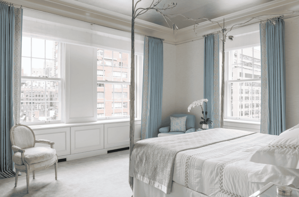 Contemporary Neoclassicism on the Upper East Side by Ferguson & Shamamian Architects in New York, United States