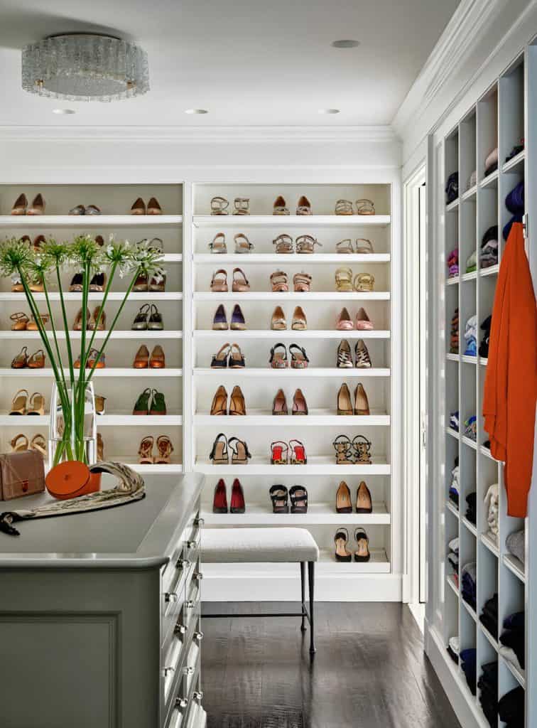 House in Winnetka by Robert A.M. Stern Architects in Winnetka, United States