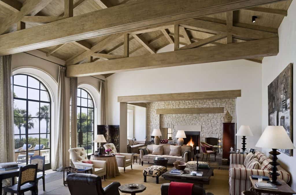 House on the Southern California Coast by Robert A.M. Stern Architects in Malibu, United States