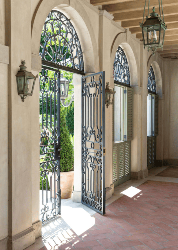 Italianate Villa in Southern California by Ferguson & Shamamian Architects in Los Angeles, United States