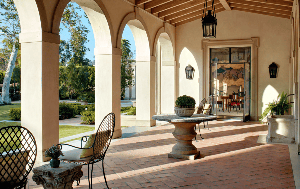 Italianate Villa in Southern California by Ferguson & Shamamian Architects in Los Angeles, United States