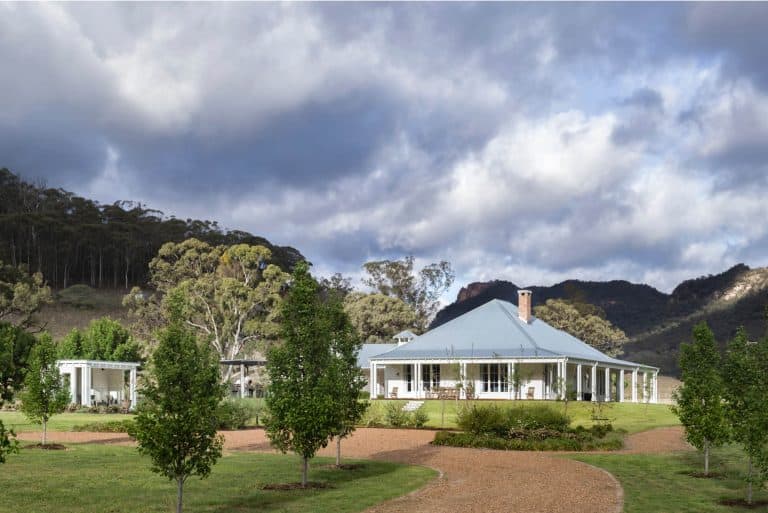 Kerrabee Park, Homestead in a Valley