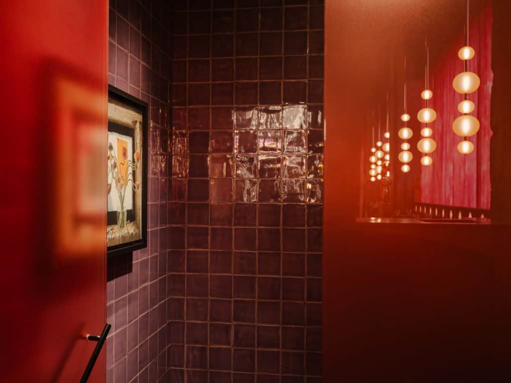 Limusina by GRT Architects in New York, United States