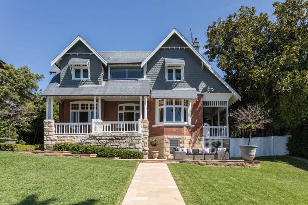 Mosman Arts and Crafts by Michael Bell Architects in Sydney, Australia