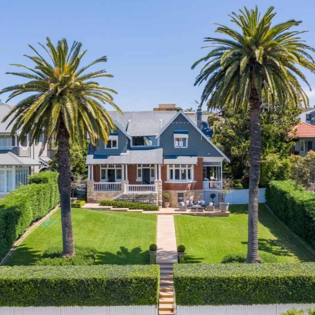 Mosman Arts and Crafts by Michael Bell Architects in Sydney, Australia