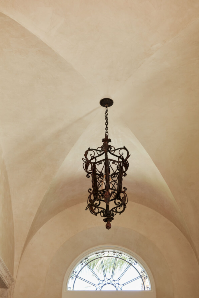 Private Enclave in Palm Beach by Ferguson & Shamamian Architects in Palm Beach, United States