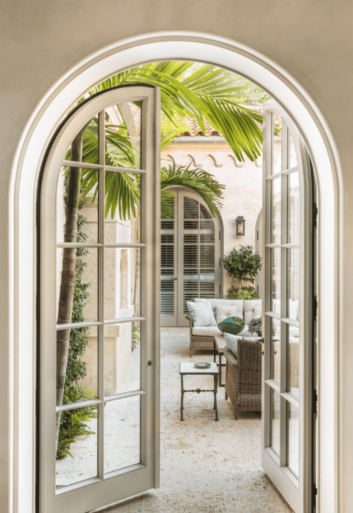 Private Enclave in Palm Beach by Ferguson & Shamamian Architects in Palm Beach, United States