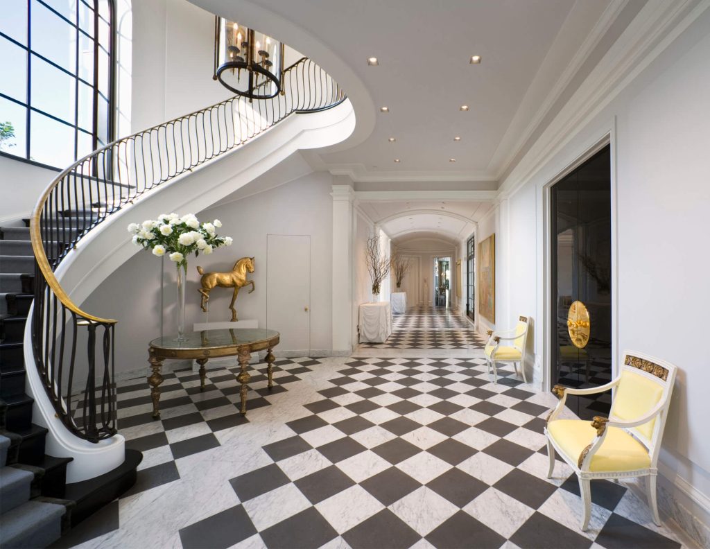 Residence in California by Robert A.M. Stern Architects in Los Angeles, United States