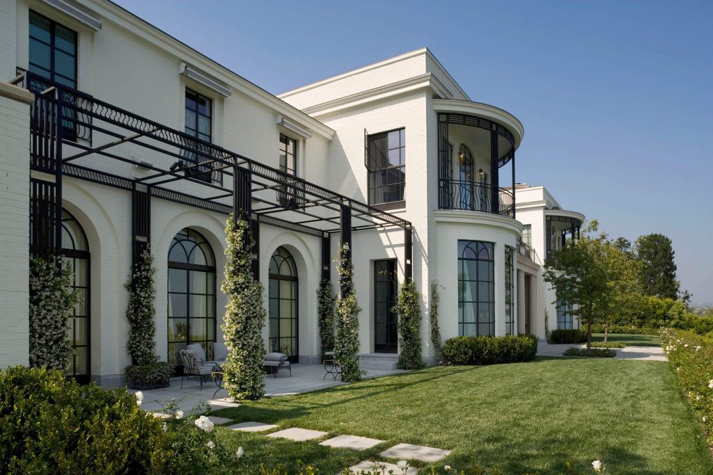 Residence in California by Robert A.M. Stern Architects in Los Angeles, United States