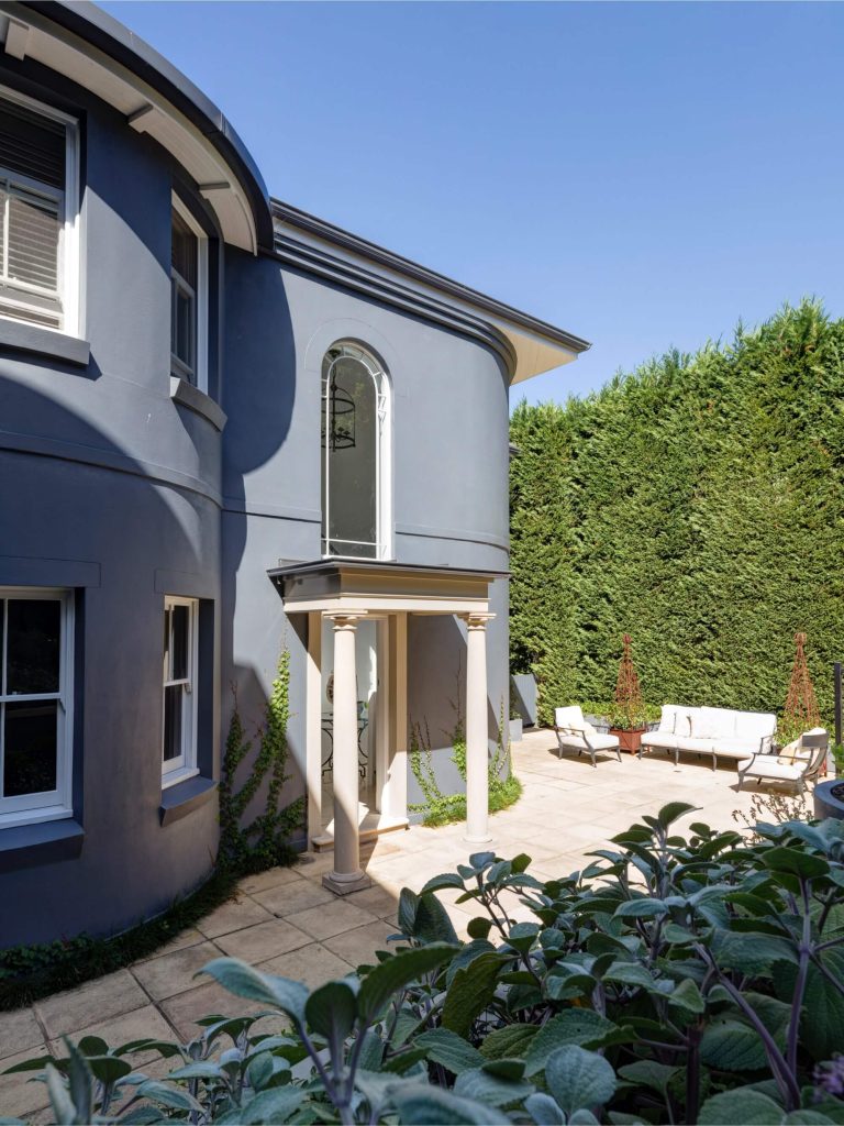 Art Deco Classical Residence by Michael Bell Architects in Sydney, Australia