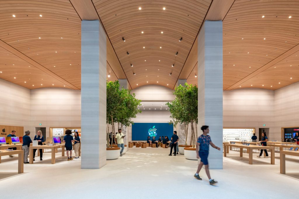 Apple Brompton Road by Foster + Partners in London, United Kingdom