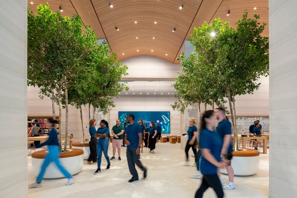Apple Brompton Road by Foster + Partners in London, United Kingdom