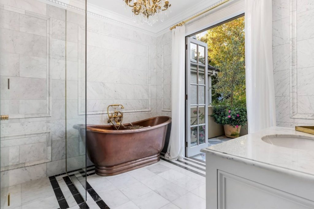 Darling Point Townhouse by Michael Bell Architects in Sydney, Australia