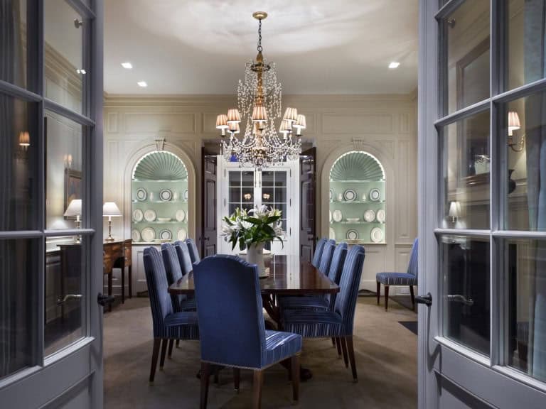 House on Lake Michigan by Robert A.M. Stern Architects in Chicago, United States