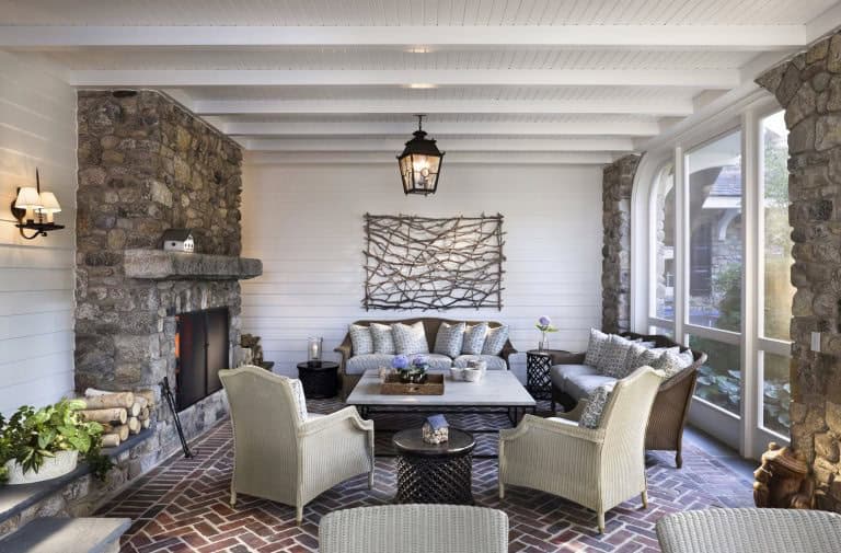 House on Lake Michigan by Robert A.M. Stern Architects in Chicago, United States