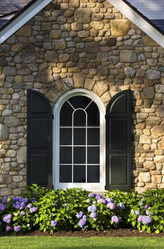 House on Lake Michigan by Robert A.M. Stern Architects in Chicago, United States