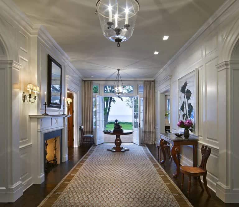 House on Lake Michigan by Robert A.M. Stern Architects in Chicago, United States