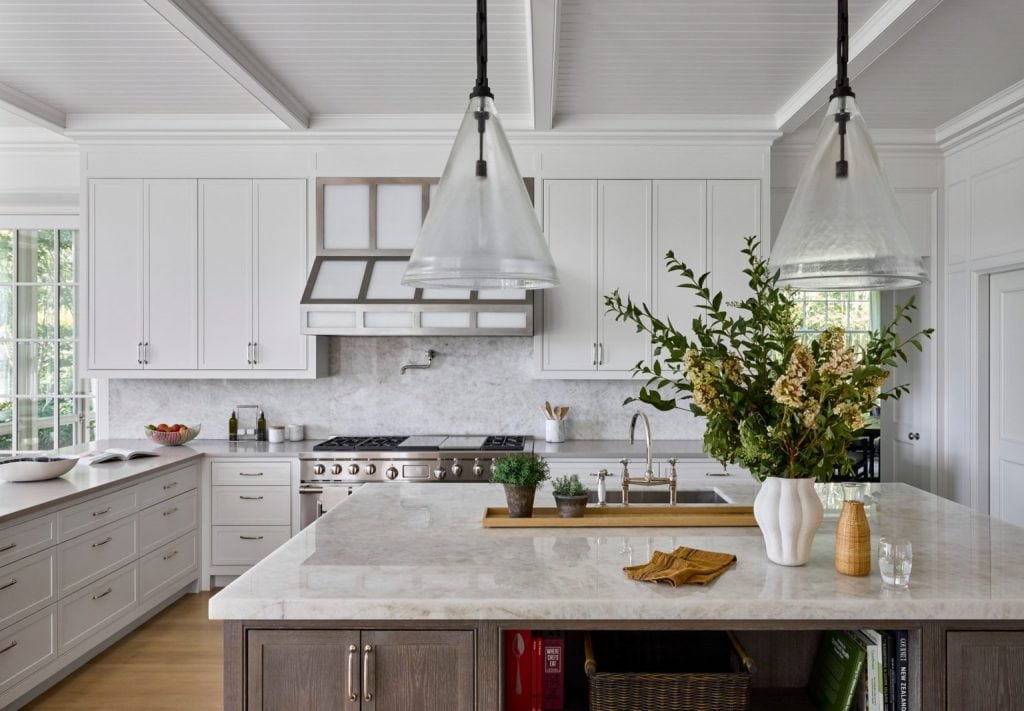 East End House by Peter Pennoyer Architects in Southampton, United Kingdom