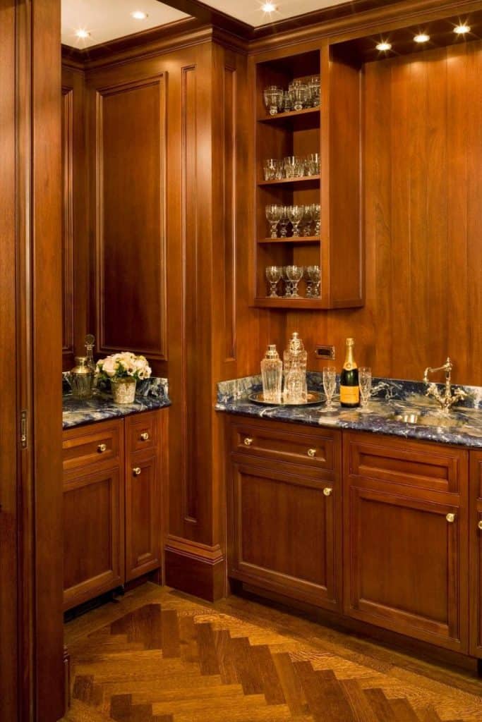 Beaux-Arts Townhouse by Peter Pennoyer Architects in New York, United States