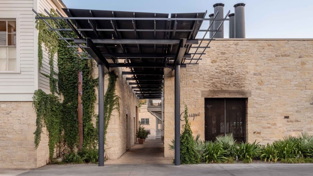 Carriqui by Don B. McDonald Architects in Texas, United States