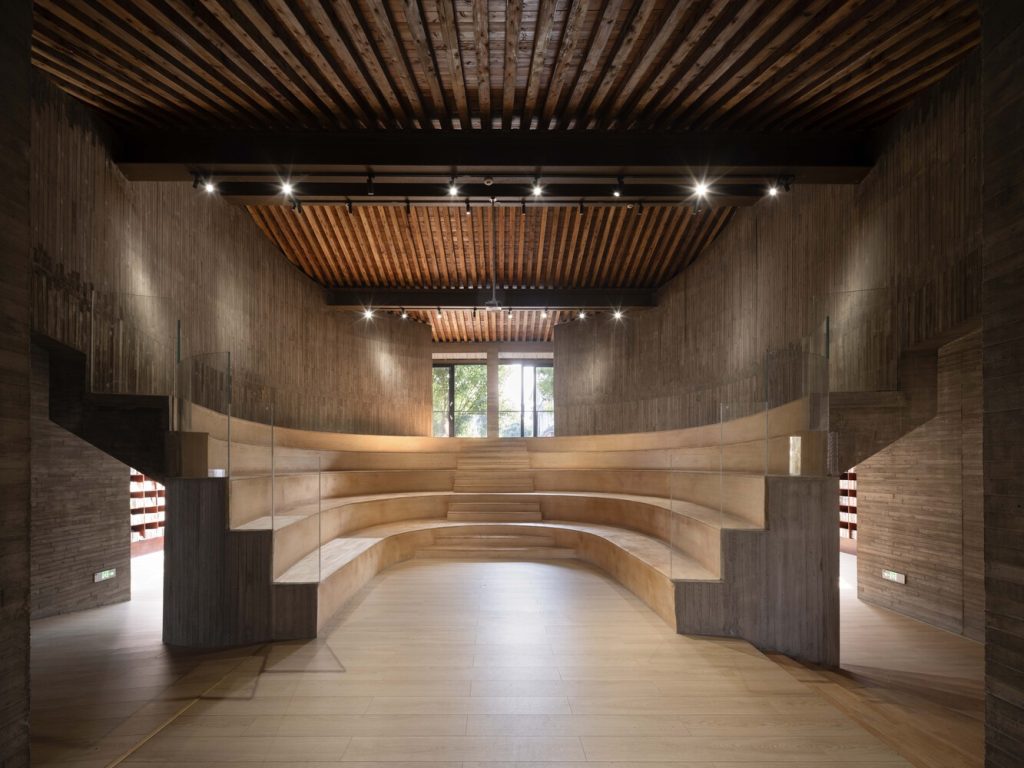 Weishan Chongzheng Academy Bookstore of Librairie Avant-Garde by TAO in Dali, China