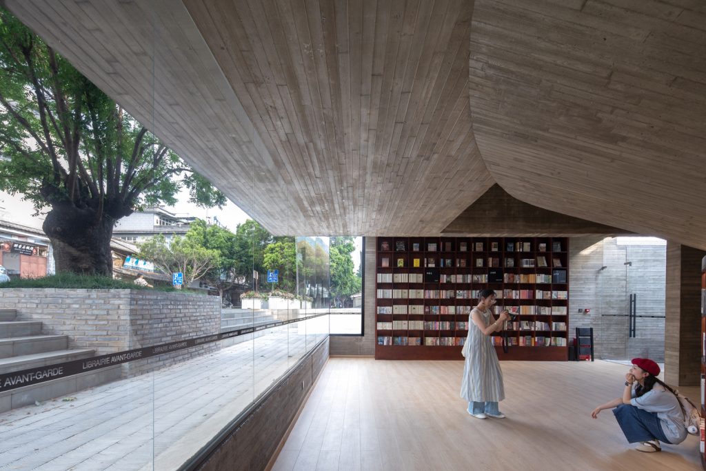 Weishan Chongzheng Academy Bookstore of Librairie Avant-Garde by TAO in Dali, China