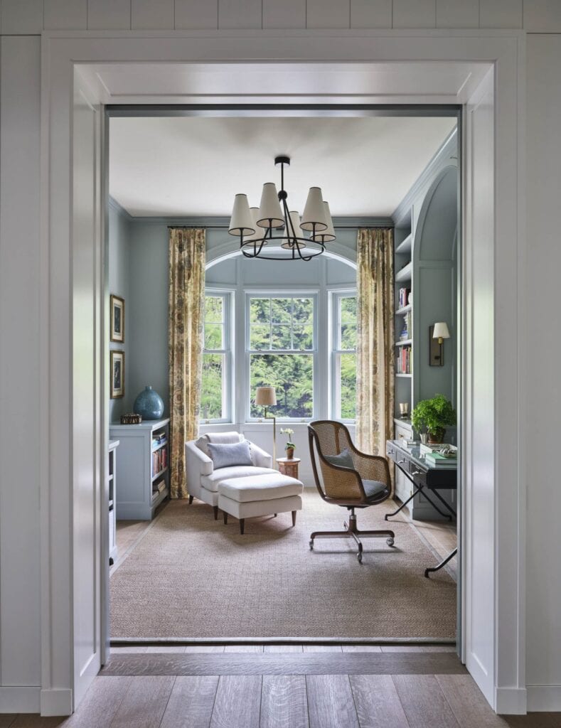 Hamptons Shingle Style by Ferguson & Shamamian Architects in Southampton, United States